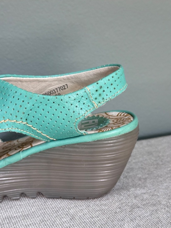 Fly London: Ylva Wedge Sandals - Picture 5 of 14